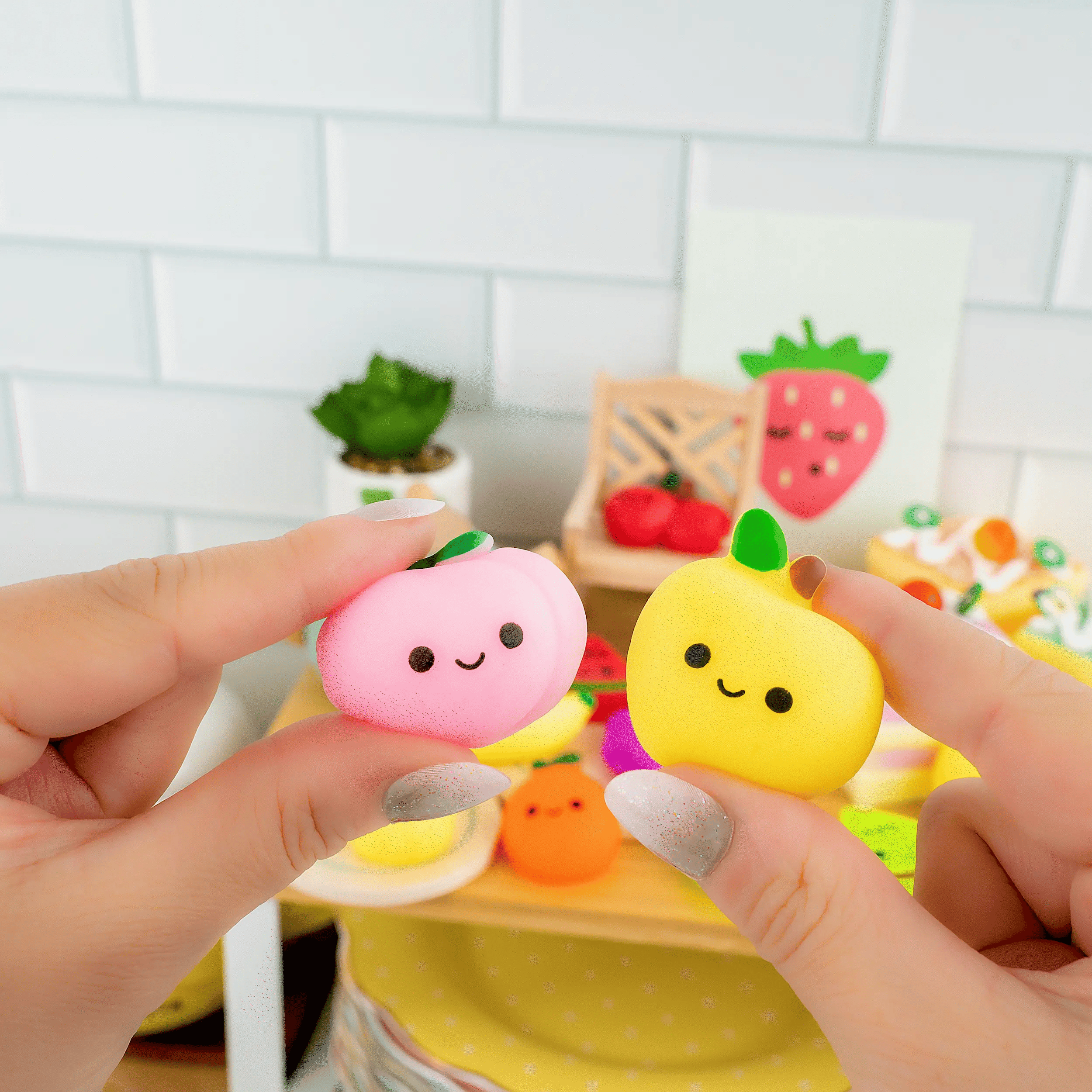 Fruit Mochi Squishy Toy (100pcs/case)